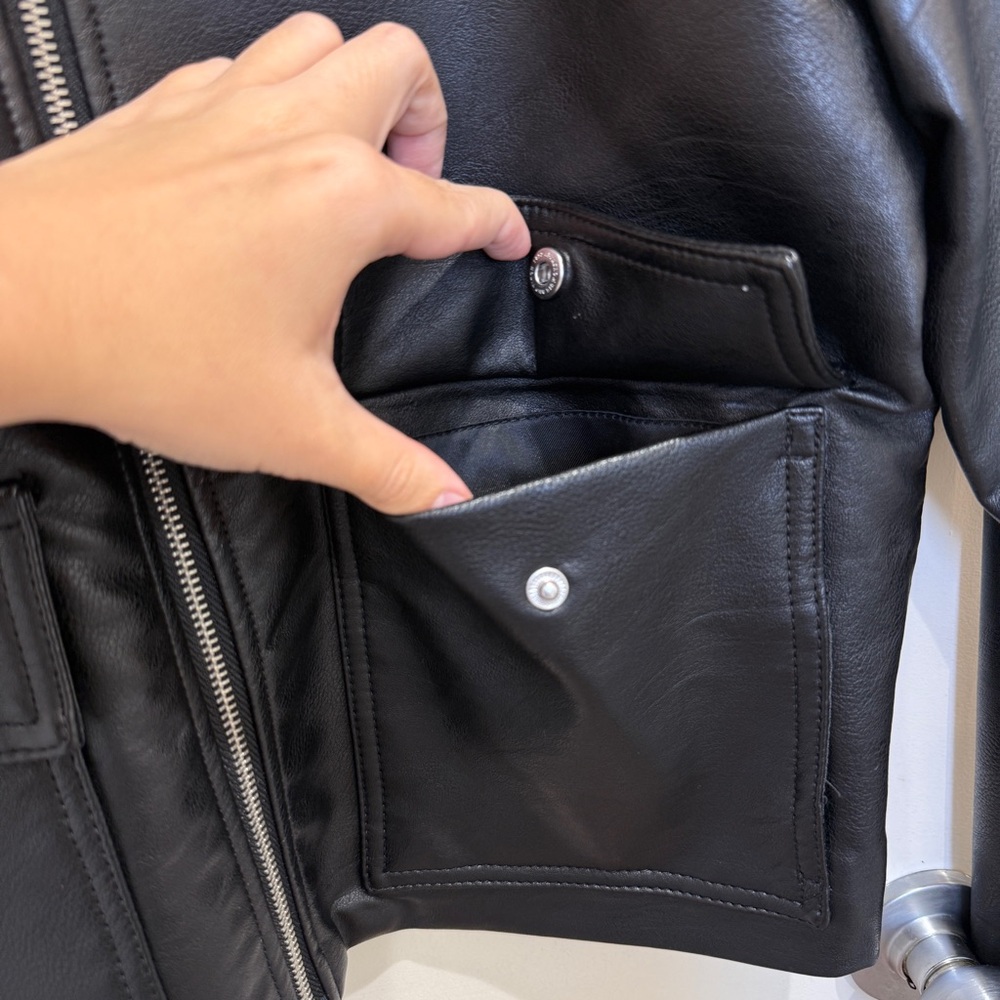 Abercrombie faux leather zip-up jeacket - Picture 3 of 8